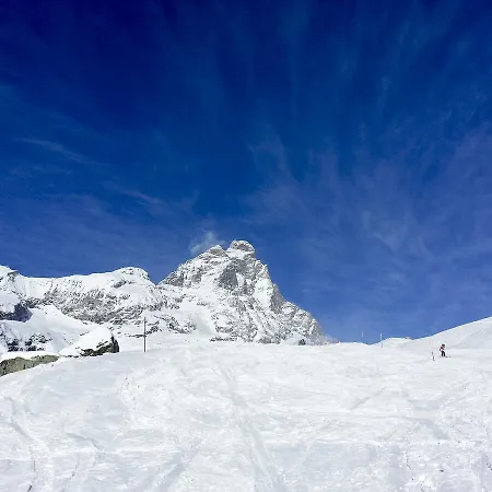 Cervinia Near Funicular With Private Garage Apartment